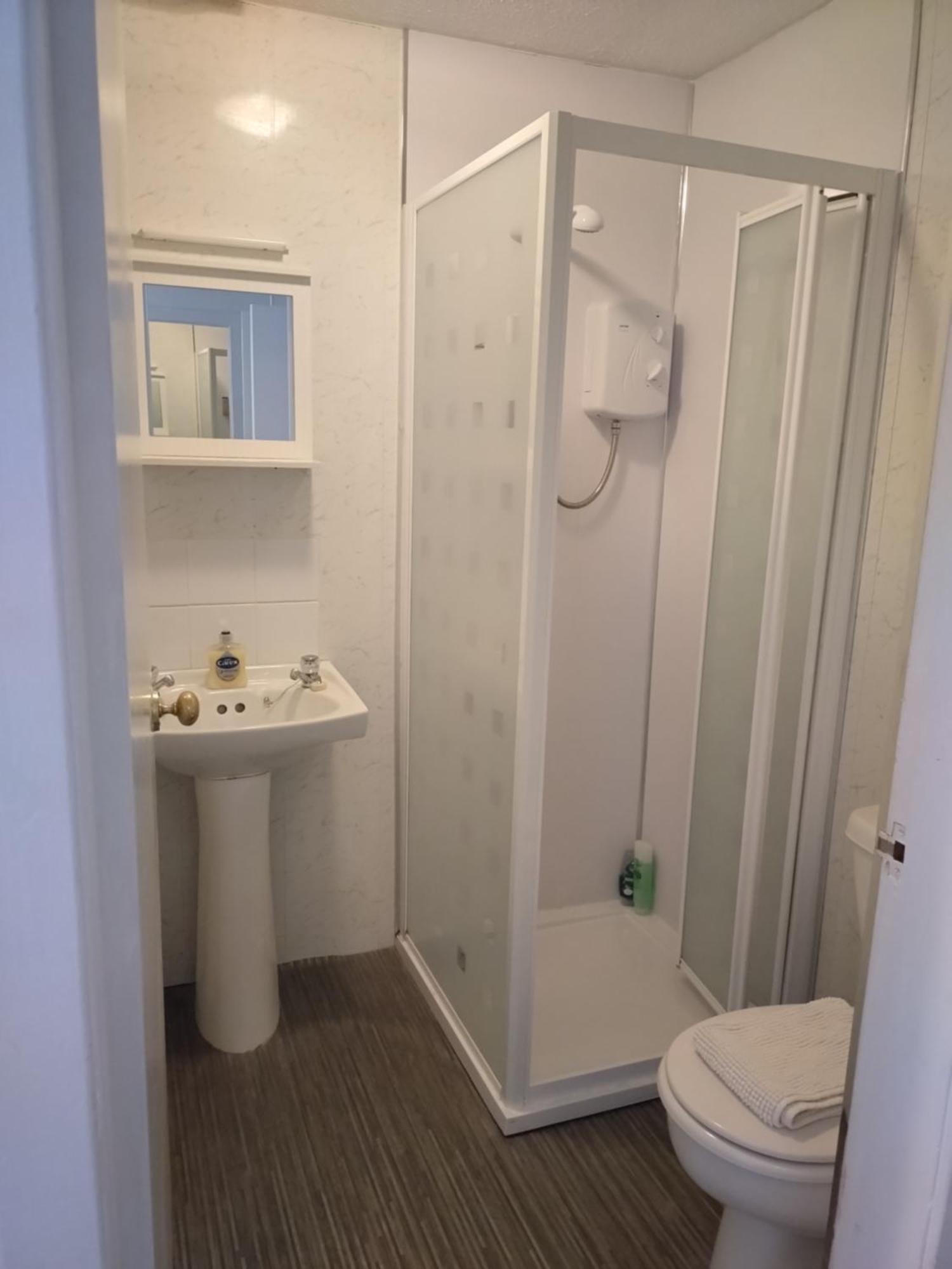 Anchorage Guest House - Also 1 Room Available With Hot Tub,Must Be Booked Separately Balloch Værelse billede